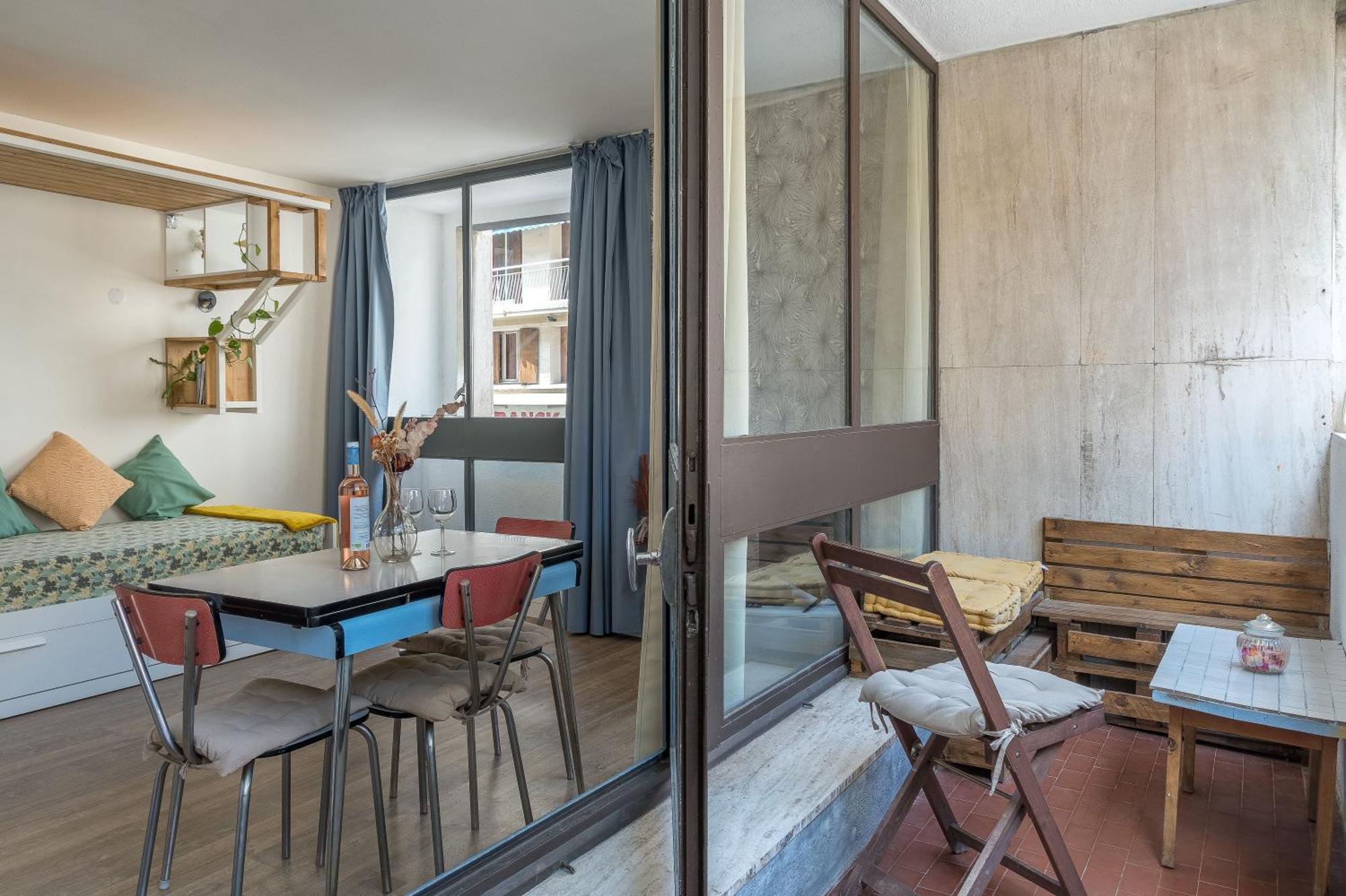 *Las Flores* Joli Studio Avec Balcon Marselha Exterior foto
